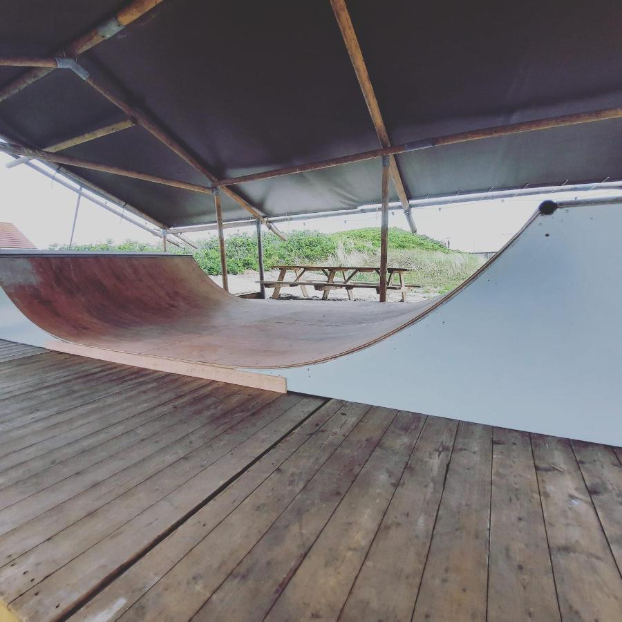 Family & Surfhostel 佩滕 外观 照片